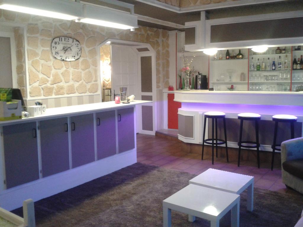 Le Merle Blanc Hotel Logis Digoin Exteriér fotografie