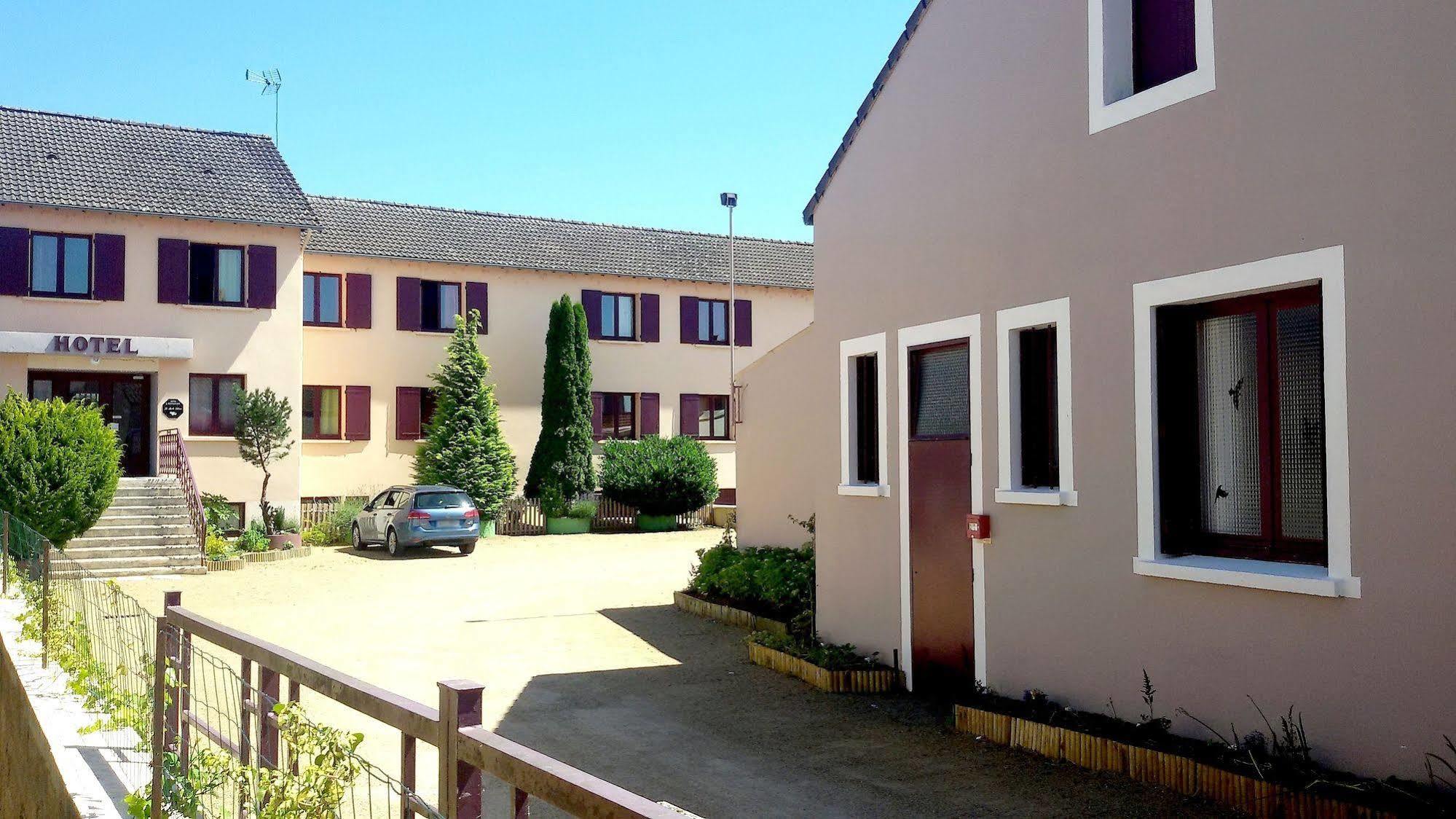 Le Merle Blanc Hotel Logis Digoin Exteriér fotografie