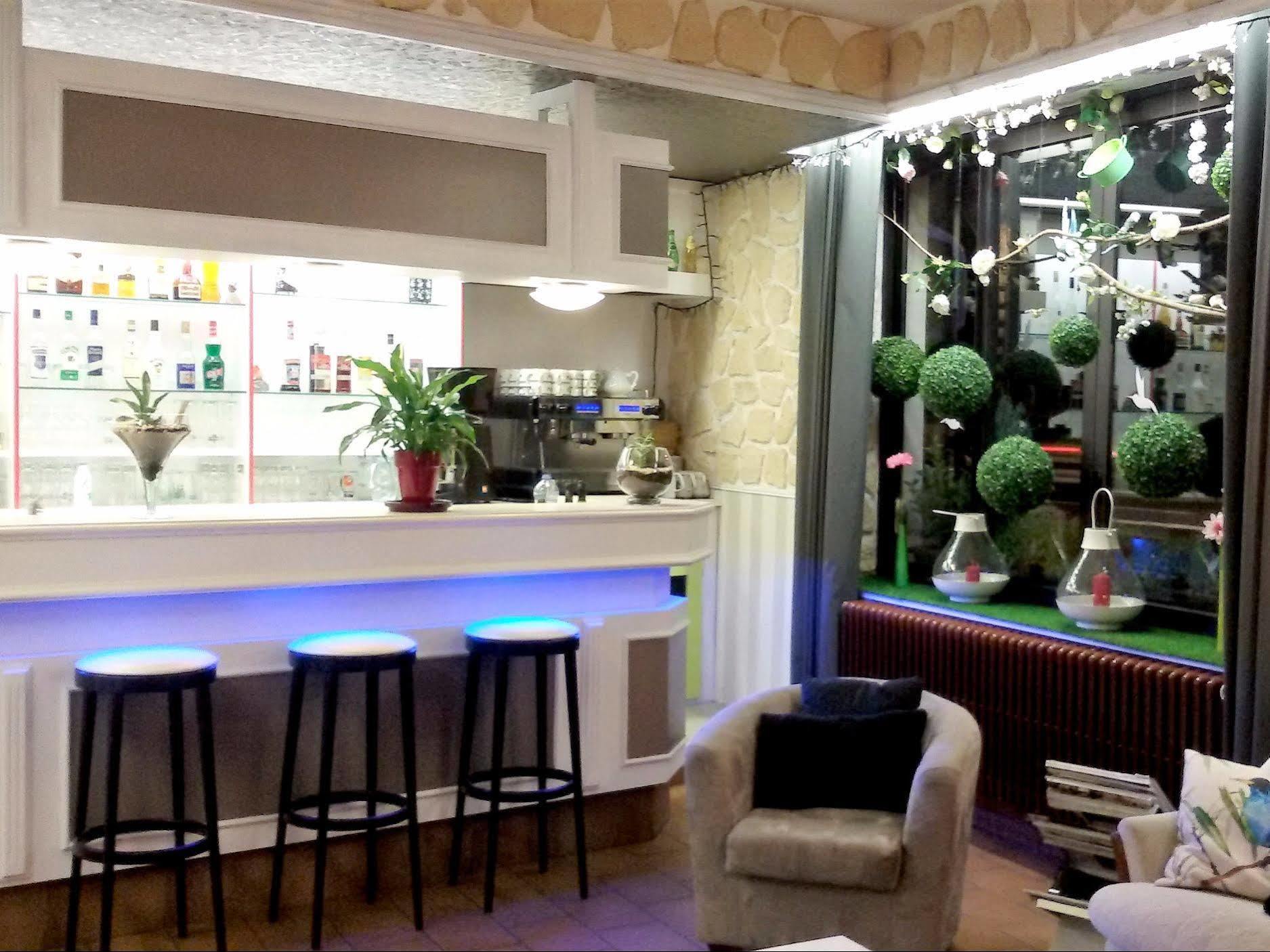 Le Merle Blanc Hotel Logis Digoin Exteriér fotografie